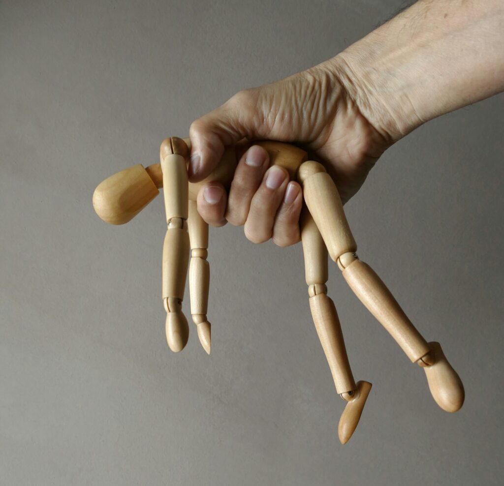 L’art de la conversation difficile : comment s’y prendre ? Et ce que font les managers toxiques.